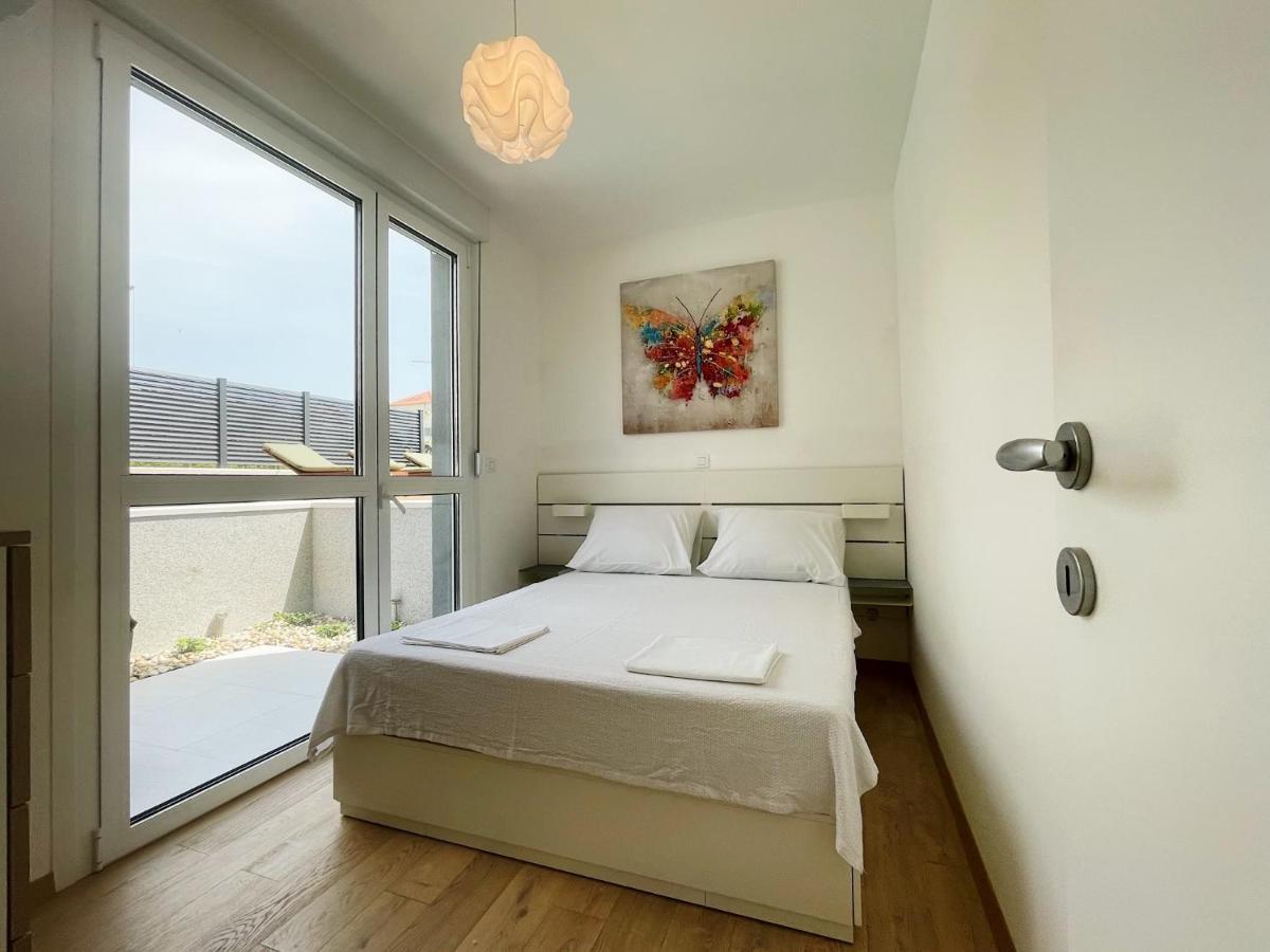 Cozy Seaside Apartment With Pool & Terrace 斯普利特 外观 照片