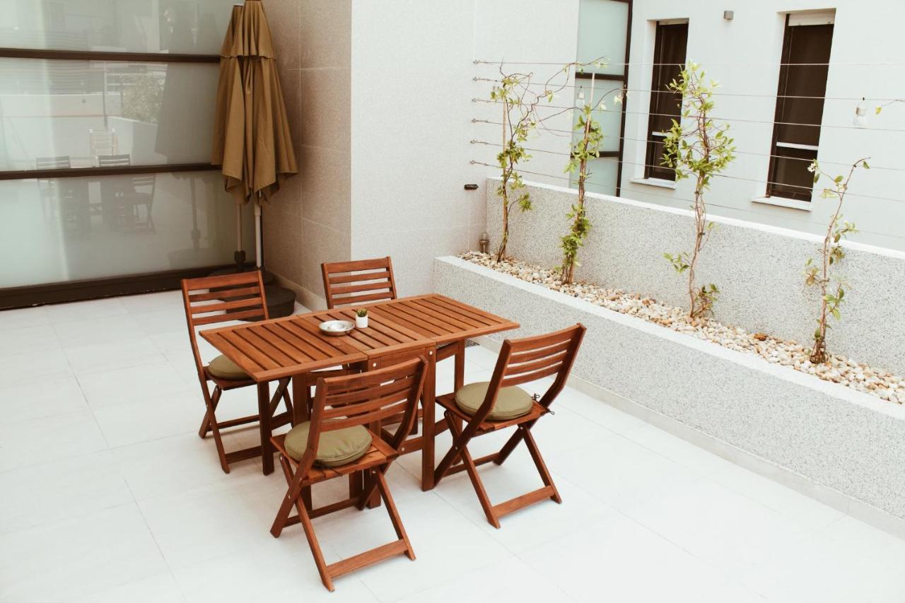 Cozy Seaside Apartment With Pool & Terrace 斯普利特 外观 照片