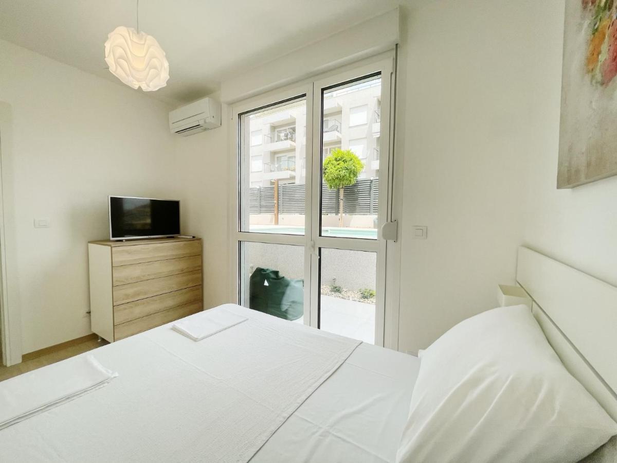 Cozy Seaside Apartment With Pool & Terrace 斯普利特 外观 照片