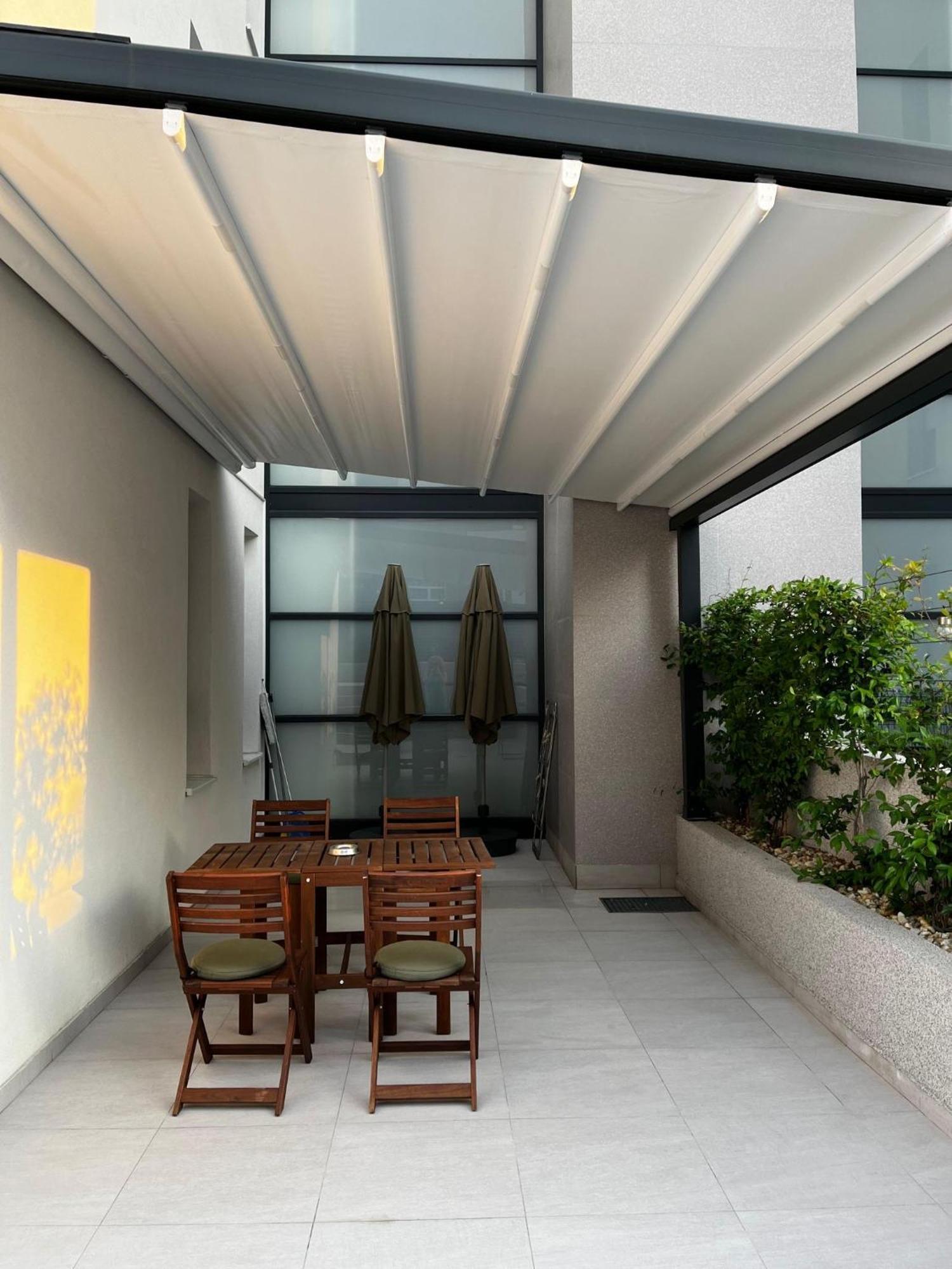 Cozy Seaside Apartment With Pool & Terrace 斯普利特 外观 照片